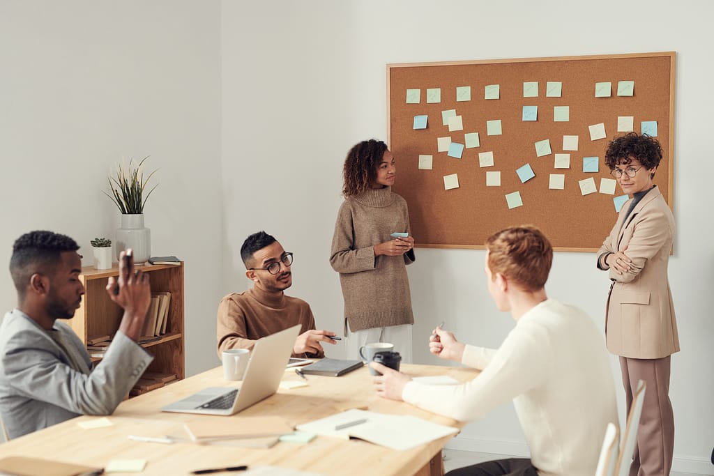 brainstorm design thinking